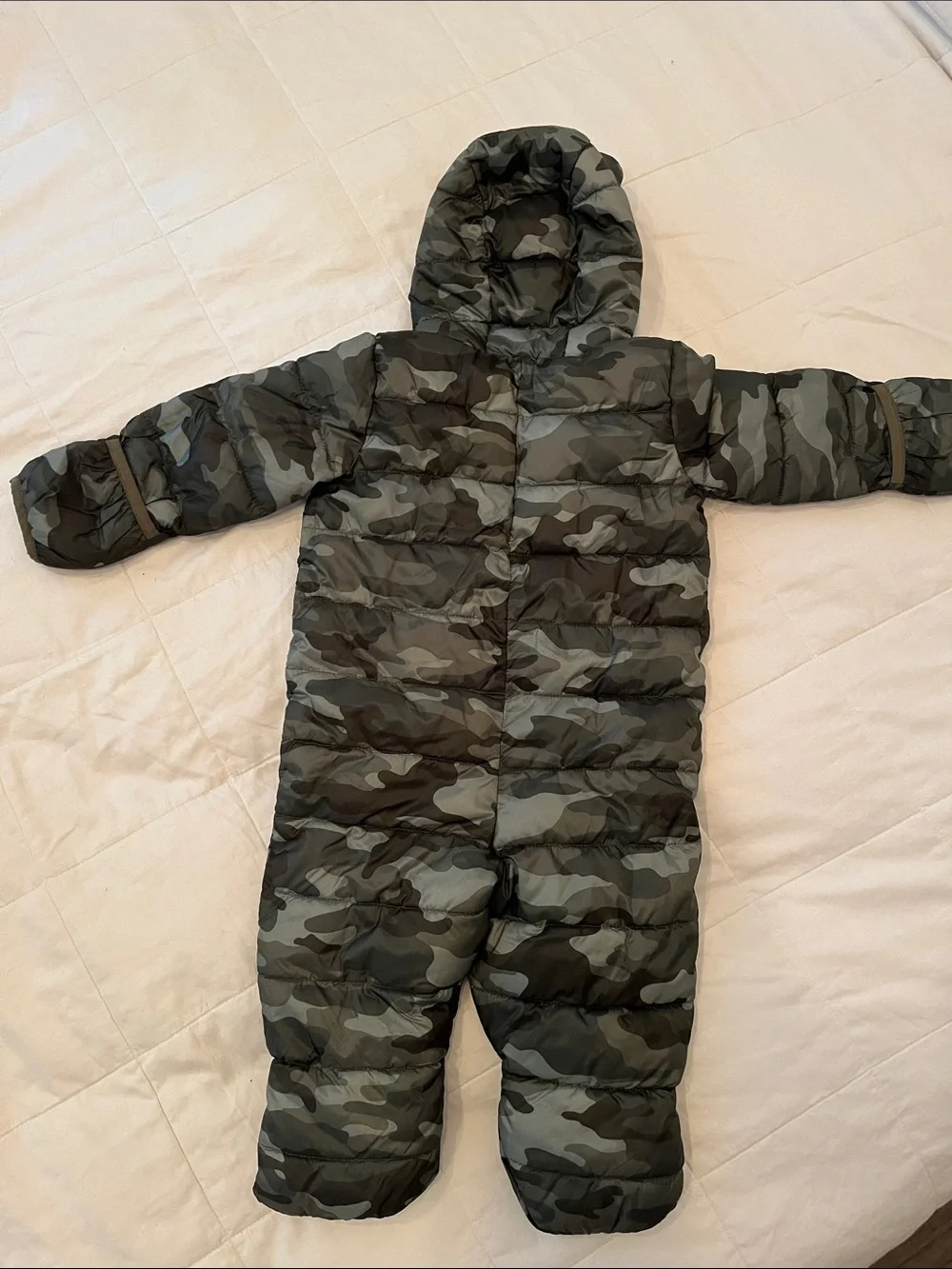 GAP Baby Camouflage Puffer Snowsuit in Olive and Gray